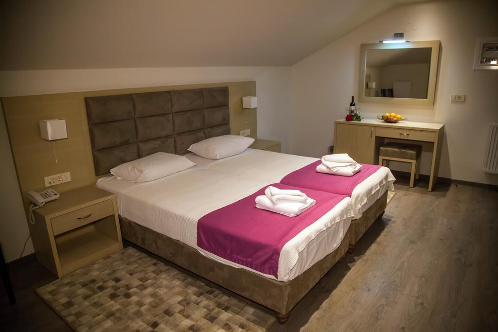 Filokalia Hotel Joánina Szoba fotó